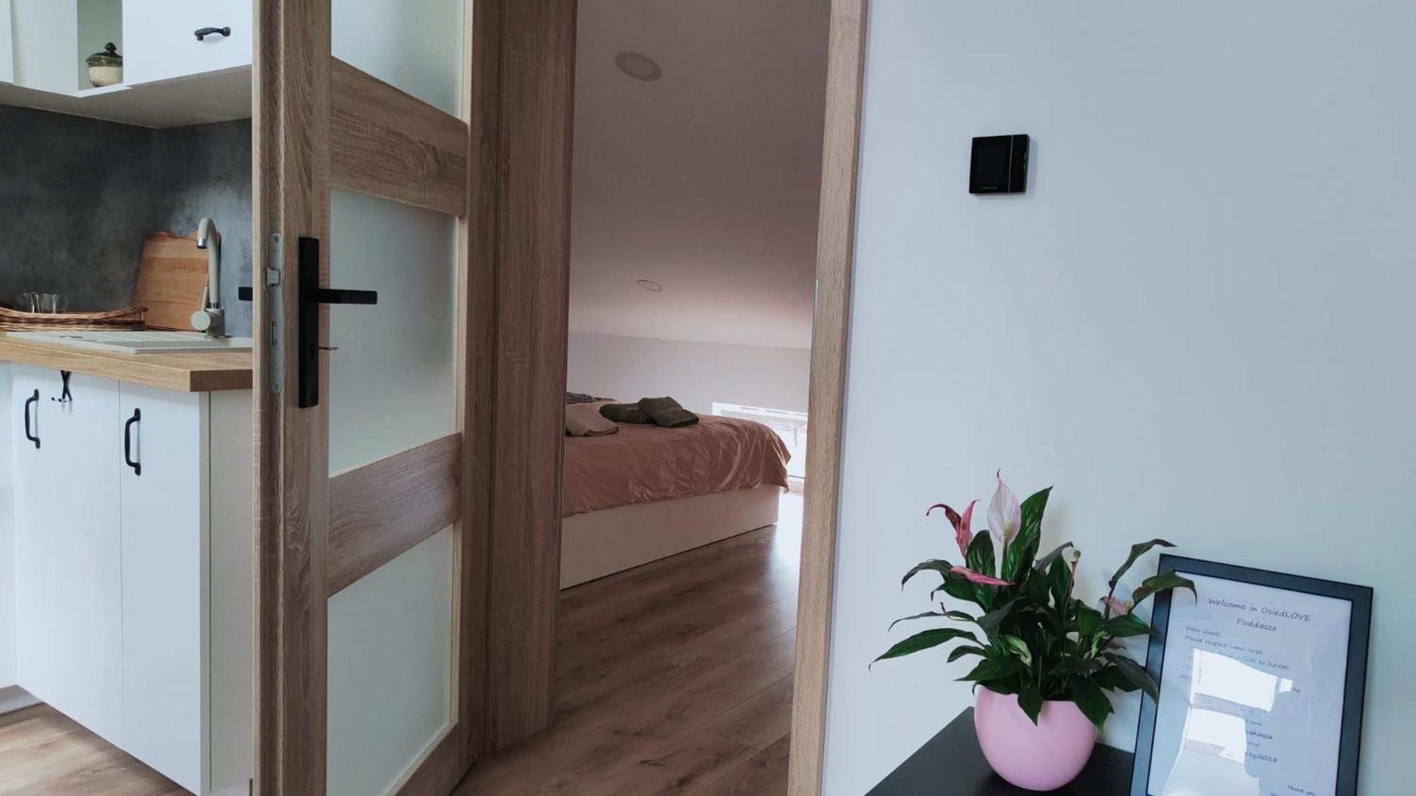 Osiedlove Poddasze Jędrzejów Exterior foto